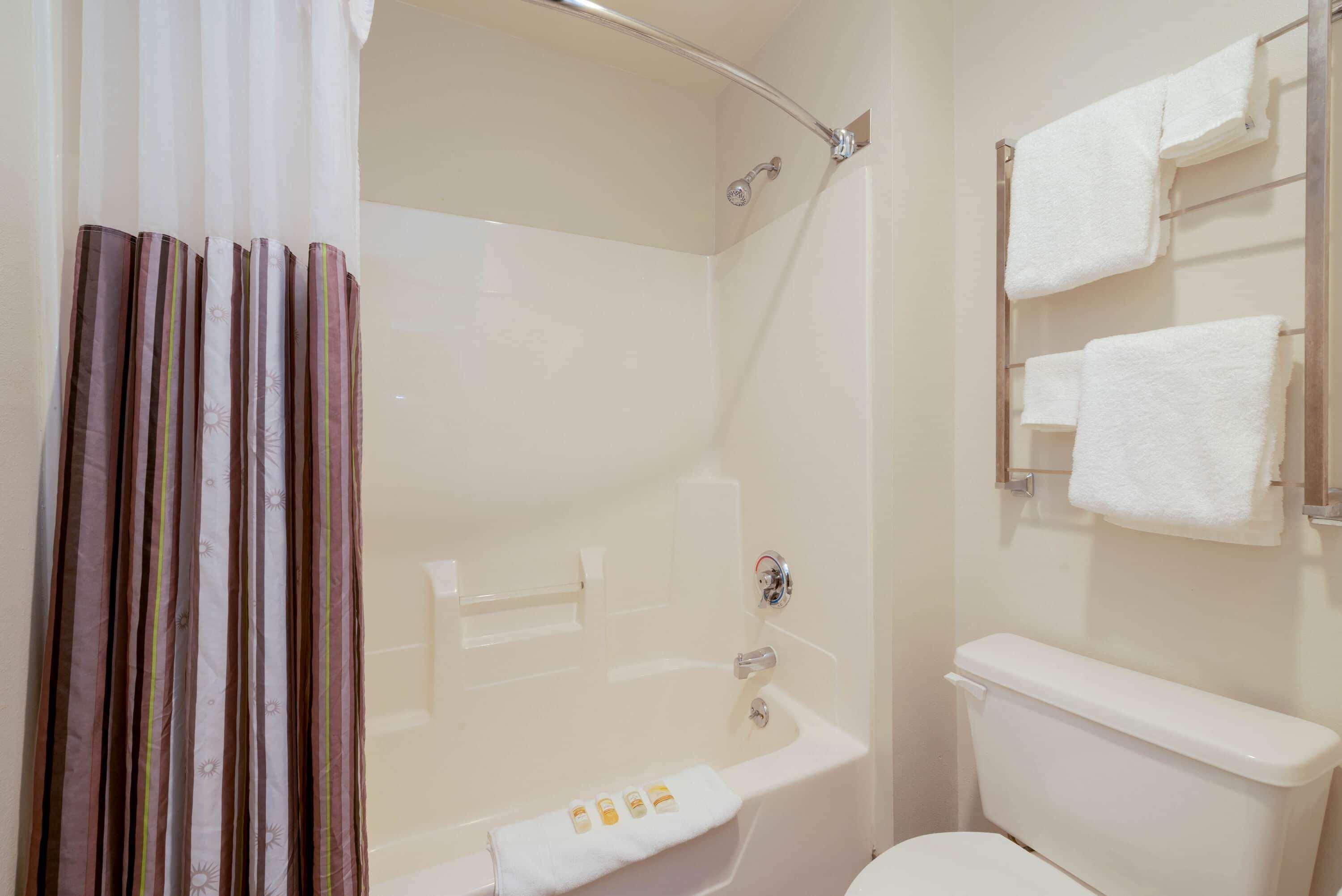 La Quinta By Wyndham Cleveland Macedonia Hotel Ngoại thất bức ảnh